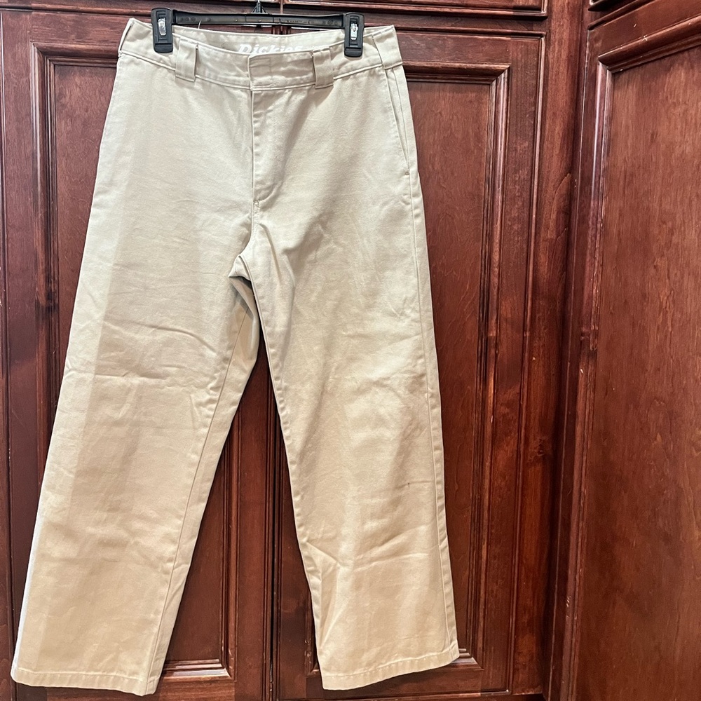 Women’s Dickies wide leg pants. Size 11/30